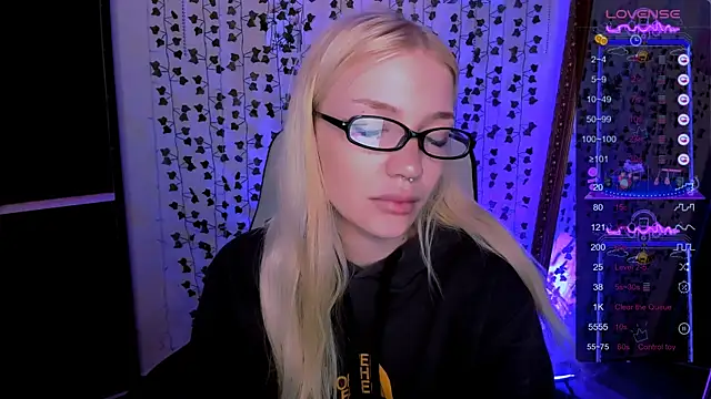 Chat +18 de AnyaTaylor_ ao vivo