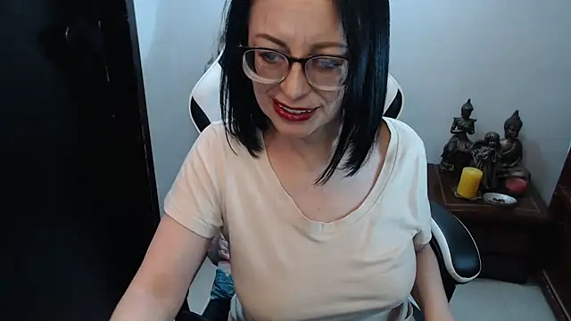 دردشة AnasstaciaEvans الجنسية المباشرة