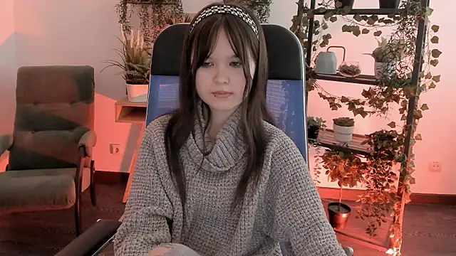 Elainebeness 即時 XXX 聊天