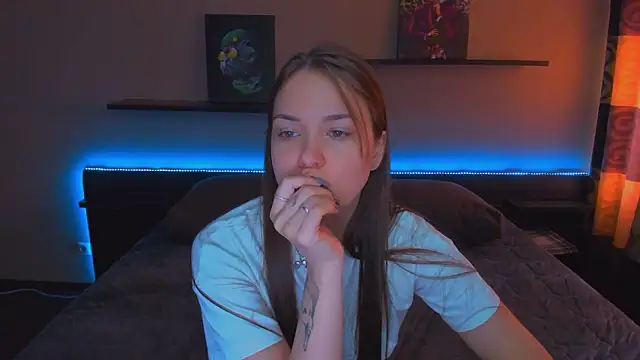 AlexaBarkley 即時 XXX 聊天