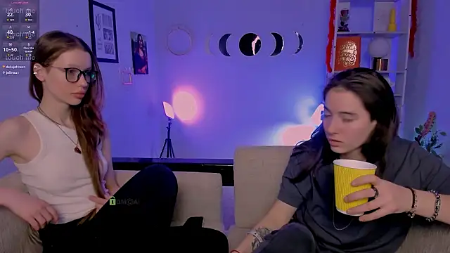 Вебкам-шоу khloebeauty