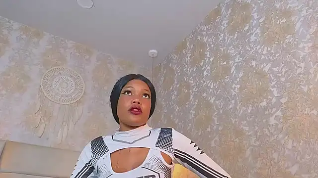 CrystalBrooke3x 现场XXX聊天