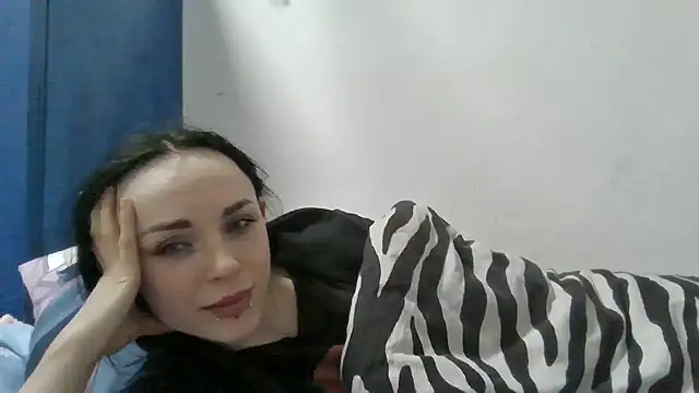 Trinsy_Love live XXX chat