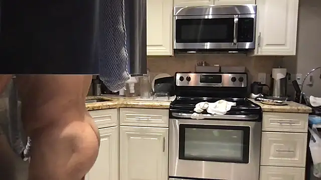 BigGuyMuscle's Live XXX Chat