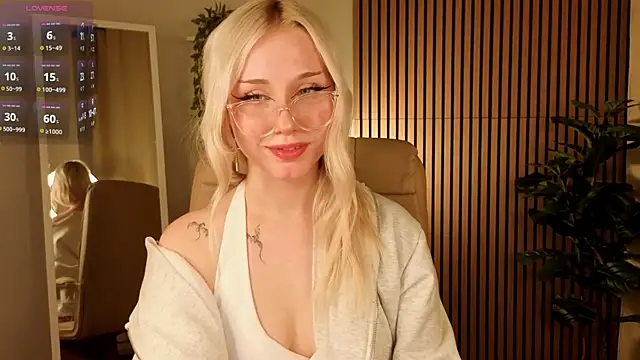 CatEyePro Chat XXX in diretta