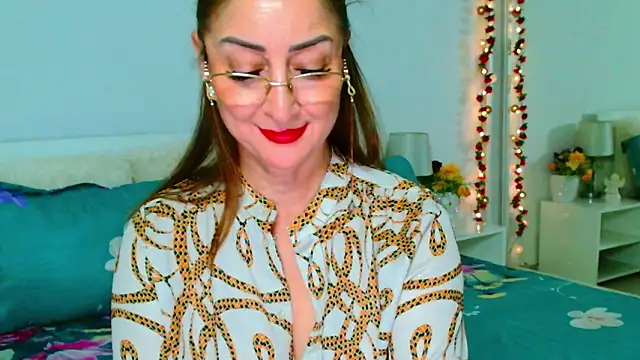 Chat XXX en directo de Tyana40