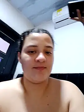 Liancy Chat XXX in diretta