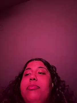 1n0nlythroat's Live XXX Chat