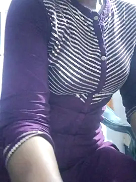 Hot_Alisaan Live XXX chat