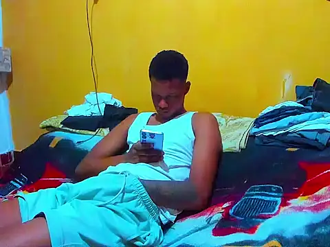 aunstin_farid1 即時 XXX 聊天