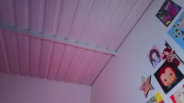 NEXT_DOOR_GIRL_'s Live XXX Chat