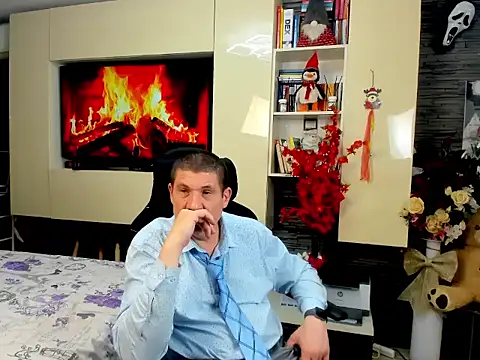 SpartacusDaddy48 webkamerás műsora