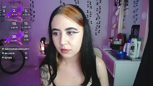 iris_sky's Live XXX Chat