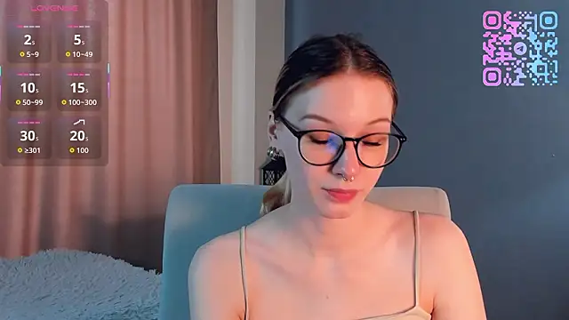 XXX chat uživo modela SharylSmalt