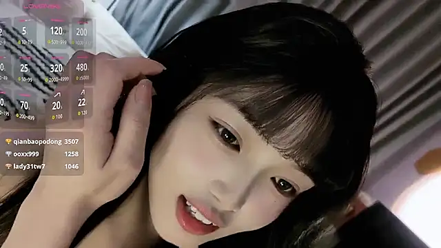 sansan-666 Chat XXX in diretta