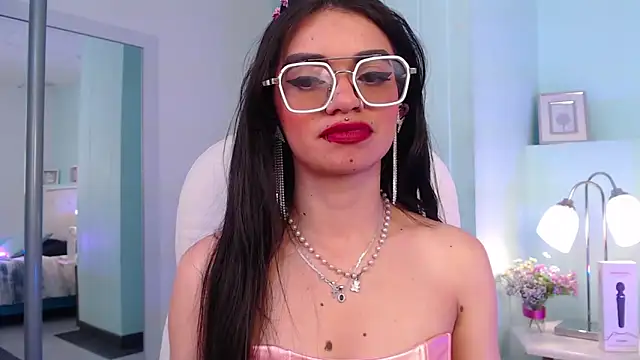 Emerald_gh: онлайн-секс-чат