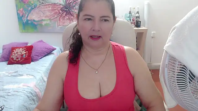 leonela_69n Live XXX chat