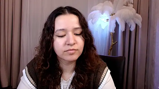 Chat XXX Live _M1ra_