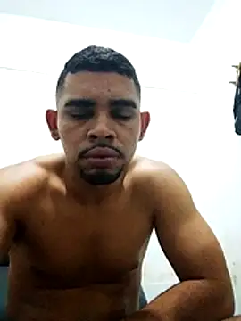 Show de hugoafricano na webcam