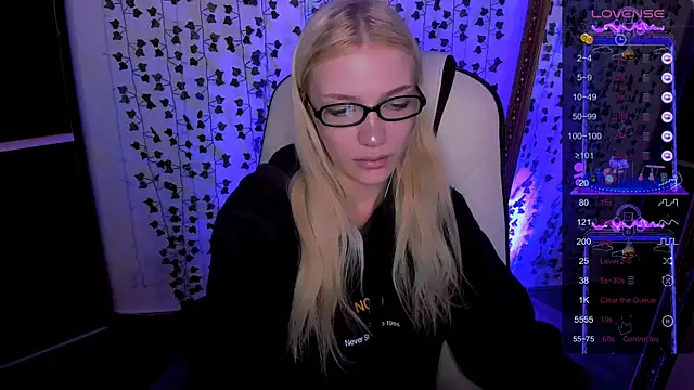 AnyaTaylor_'s Live XXX Chat