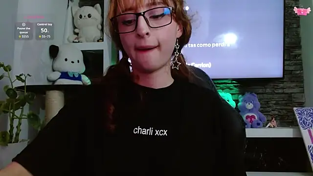 CelesteAyase élő XXX-chatje