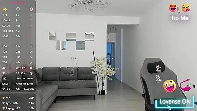 LovelyBianca: απευθείας συνομιλία ΧΧΧ