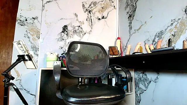 AlixLong – Naživo XXX chat