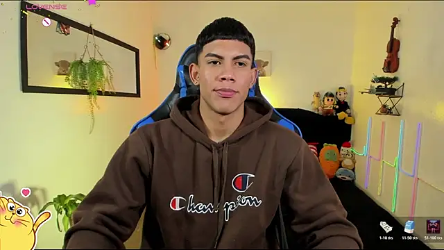 แชท XXX สดของ Damian_latinxxx