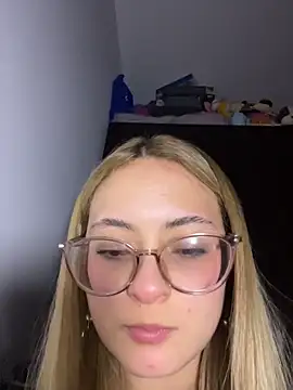 Lilaa2305 live XXX chat