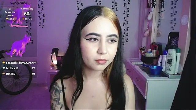 iris_sky's Live XXX Chat