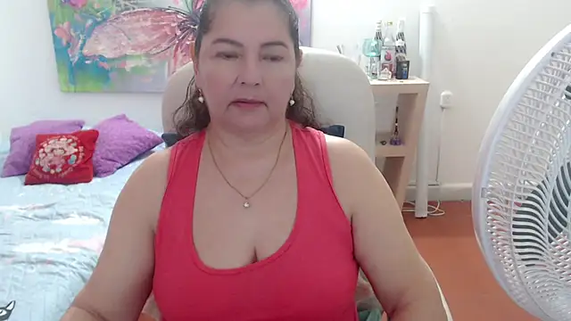 Онлайн чат XXX leonela_69