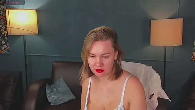 AriaEven লাইভ XXX চ্যাট