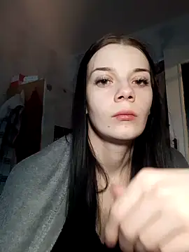 Show modela JhonSHelBy7LuNa na web-kameri