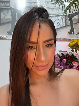 XXX chat uživo modela Mau_White