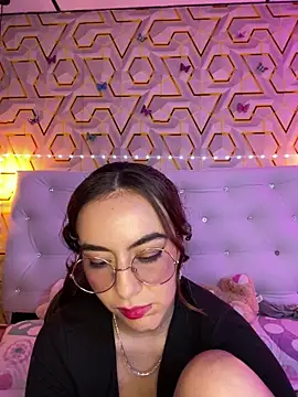 Chat XXX en directo de MelanyyJhonson15