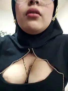 Elinaax 现场XXX聊天