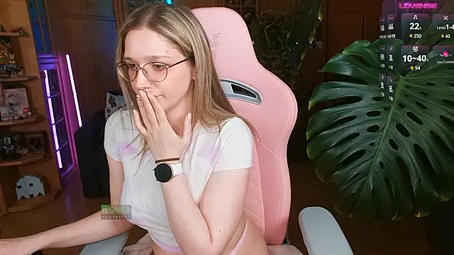 NicoleFaithのライブXXXチャット