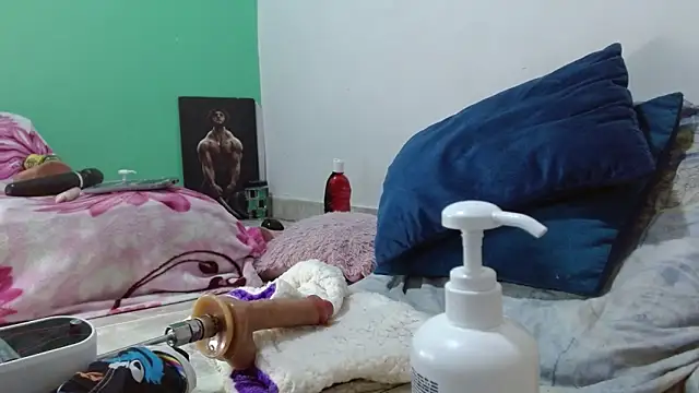 avaleri_cherryのライブXXXチャット