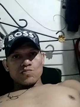 Elmerjoze009 Adlı Modelin Web Kamerası Şovu