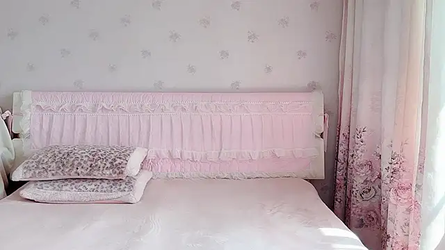 XXX chat uživo modela anjila888