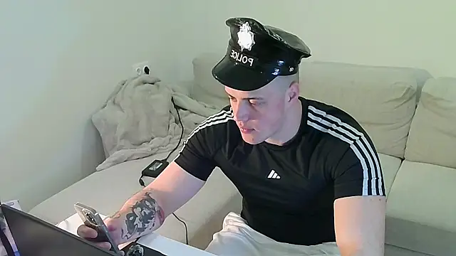 Telenok 在線直播表演