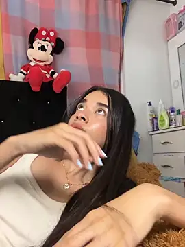 Milleradhara24 现场XXX聊天