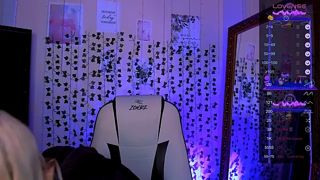 Chat +18 de AnyaTaylor_ ao vivo