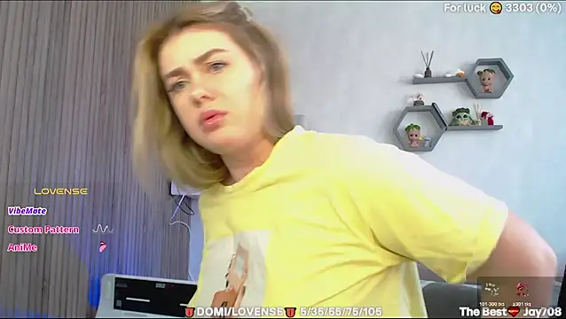 SuchCute's Live XXX Chat