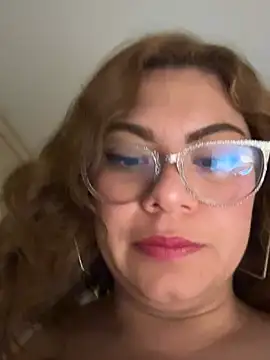 แชท XXX สดของ mondeliciosa1111