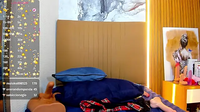 carolinecastle's Live XXX Chat