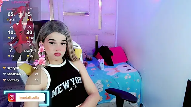 Sophiaa_doll_ 网络视讯表演