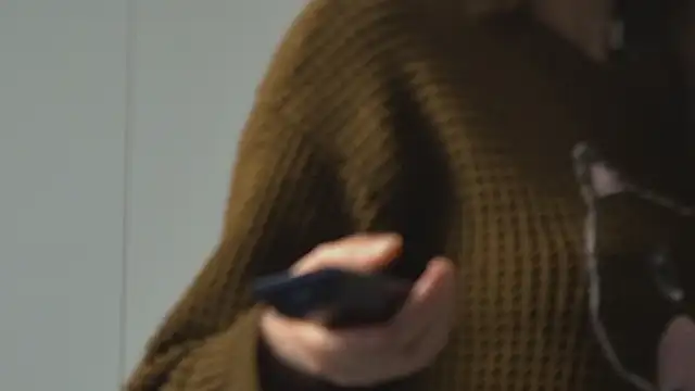 AliceMunro live XXX chat