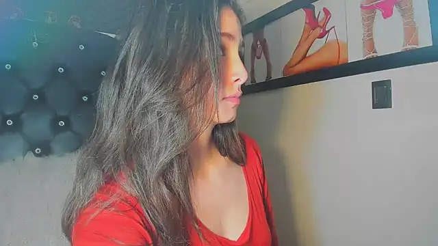 diana_queen_: онлайн-секс-чат