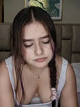 alanna_vega19: онлайн-секс-чат